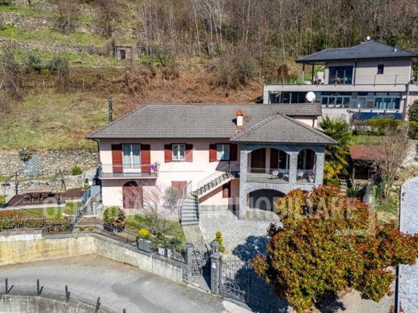 casa indipendente in vendita a Buglio in Monte
