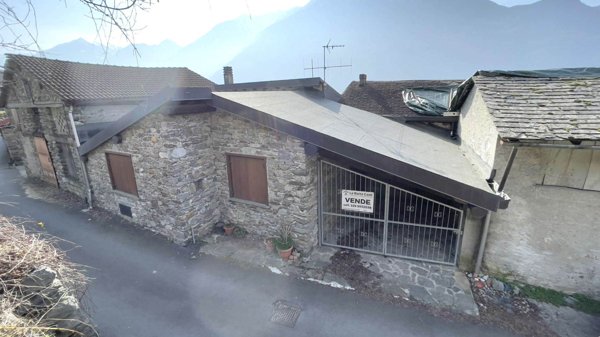 appartamento in vendita a Buglio in Monte