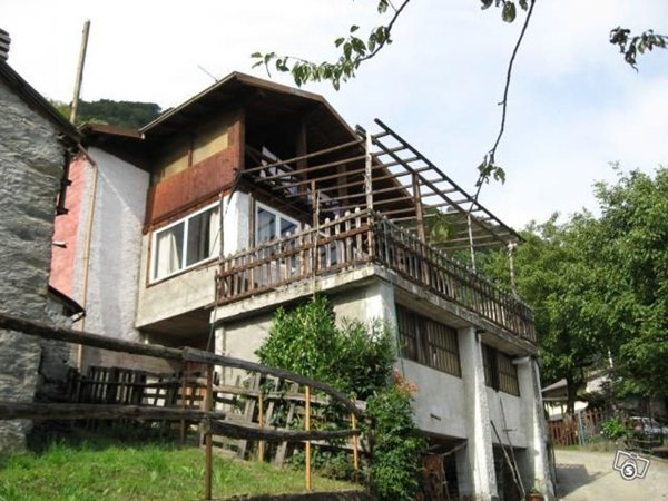 negozio in vendita a Buglio in Monte