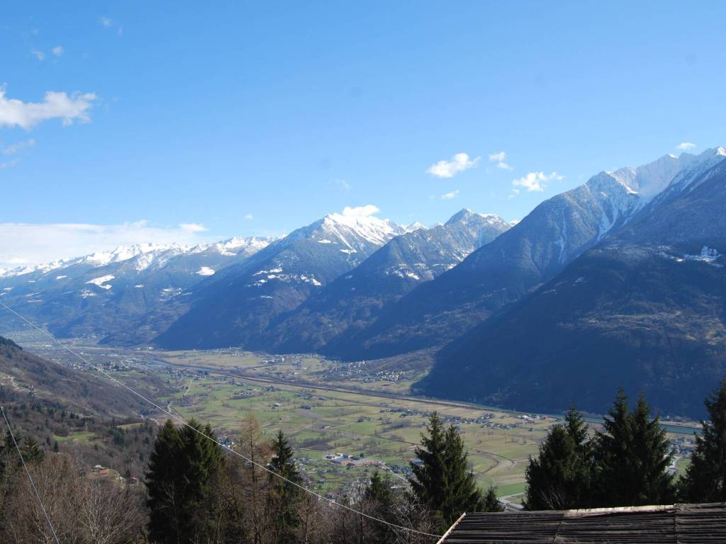 casa indipendente in vendita a Buglio in Monte