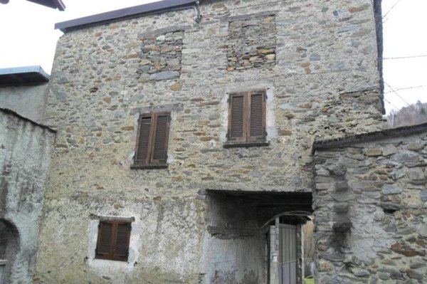 casa indipendente in vendita a Caiolo