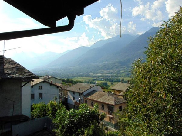 casa indipendente in vendita a Caiolo