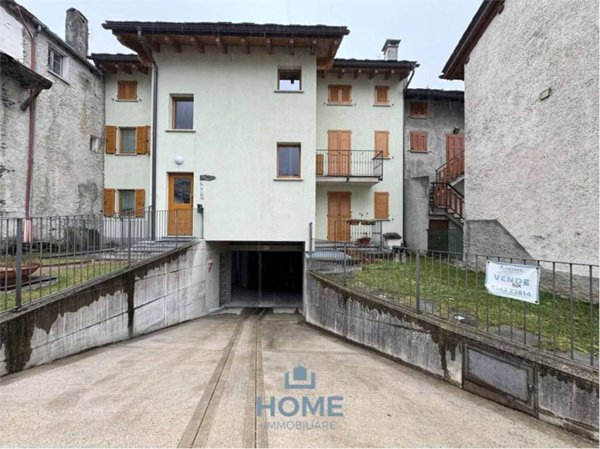 locale di sgombero in vendita a Campodolcino in zona Corti