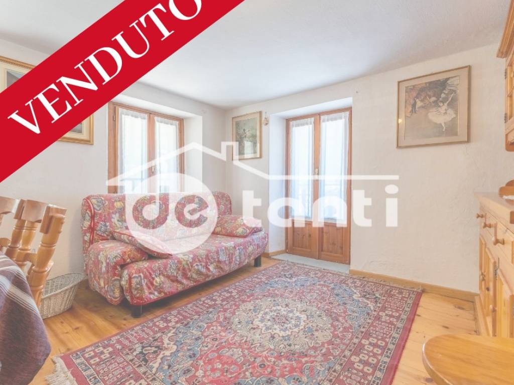 appartamento in vendita a Campodolcino in zona Prestone