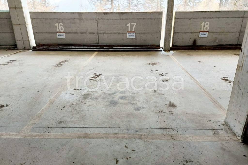 appartamento in vendita a Campodolcino in zona Motta