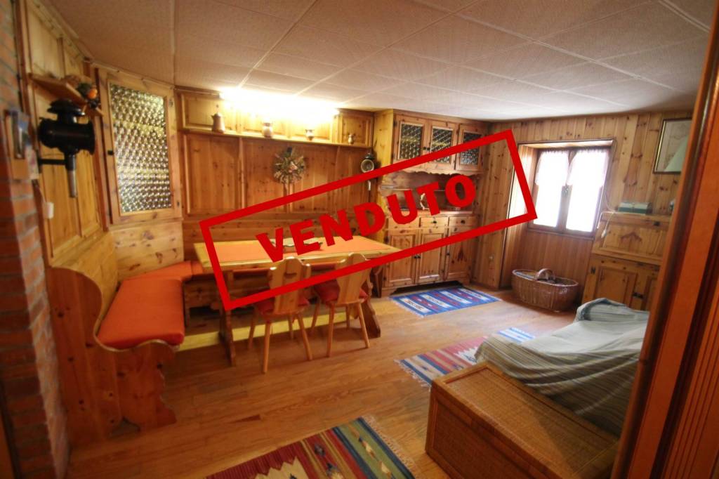 appartamento in vendita a Campodolcino in zona Pietra