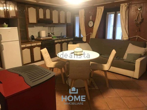 appartamento in vendita a Campodolcino in zona Pietra