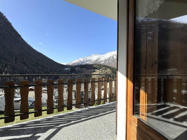 appartamento in vendita a Campodolcino in zona Fraciscio