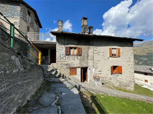 appartamento in vendita a Campodolcino in zona Starleggia