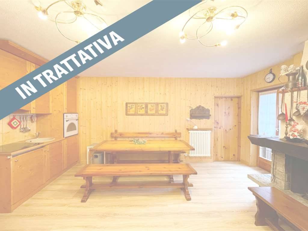 appartamento in vendita a Campodolcino in zona Pietra