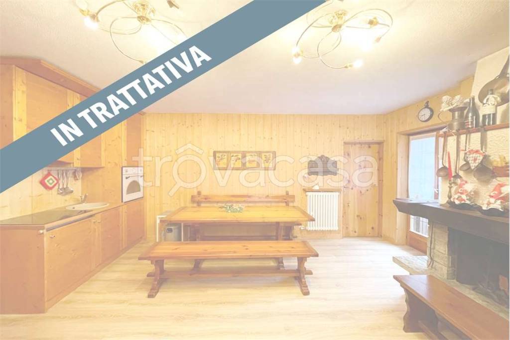 appartamento in vendita a Campodolcino in zona Pietra