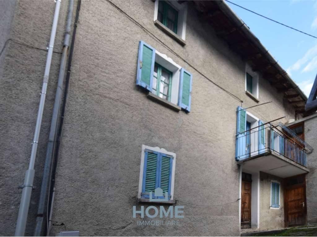 casa indipendente in vendita a Campodolcino in zona Fraciscio