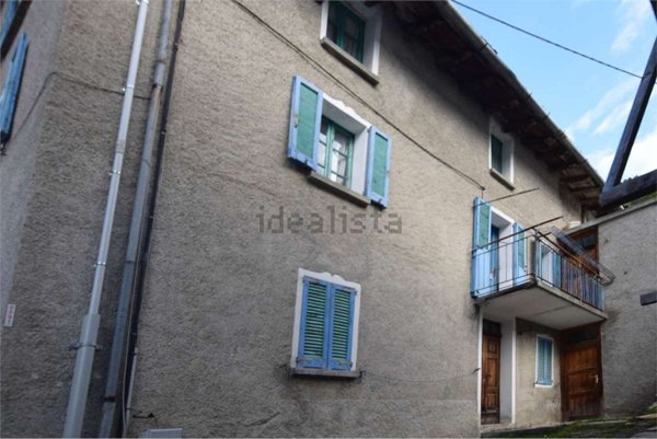 casa indipendente in vendita a Campodolcino in zona Fraciscio