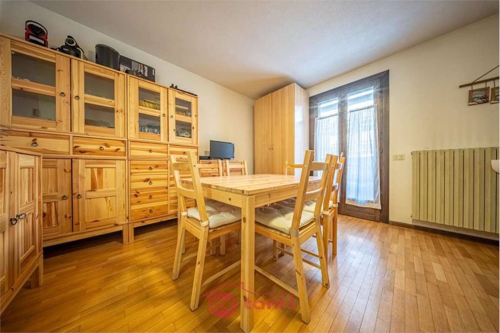 appartamento in vendita a Campodolcino in zona Motta