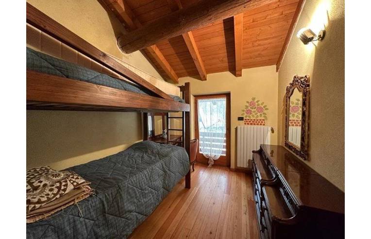 casa indipendente in vendita a Campodolcino in zona Pietra