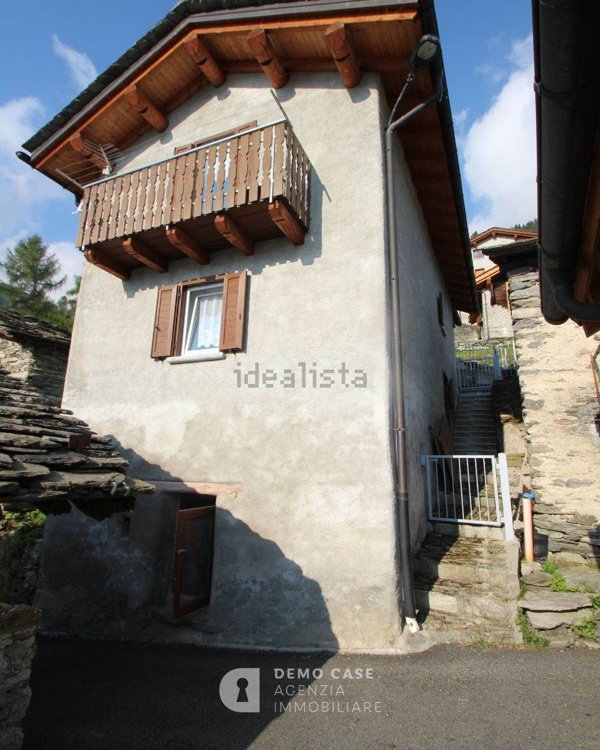 appartamento in vendita a Campodolcino in zona Starleggia