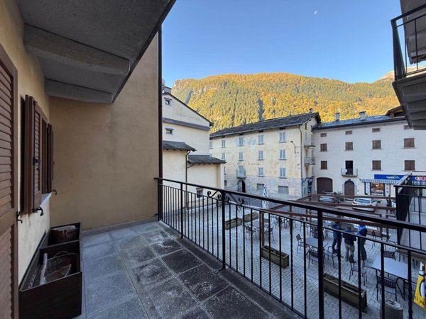 appartamento in vendita a Campodolcino in zona Corti