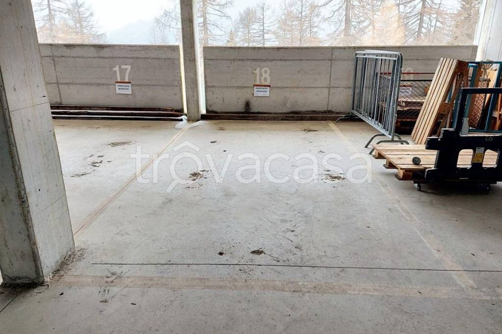 appartamento in vendita a Campodolcino in zona Motta