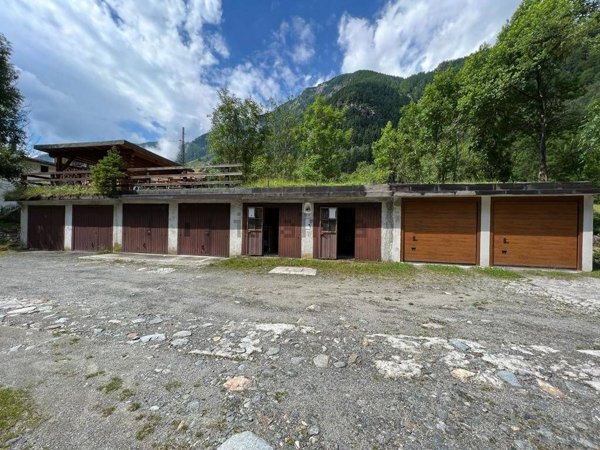 appartamento in vendita a Campodolcino in zona Portarezza