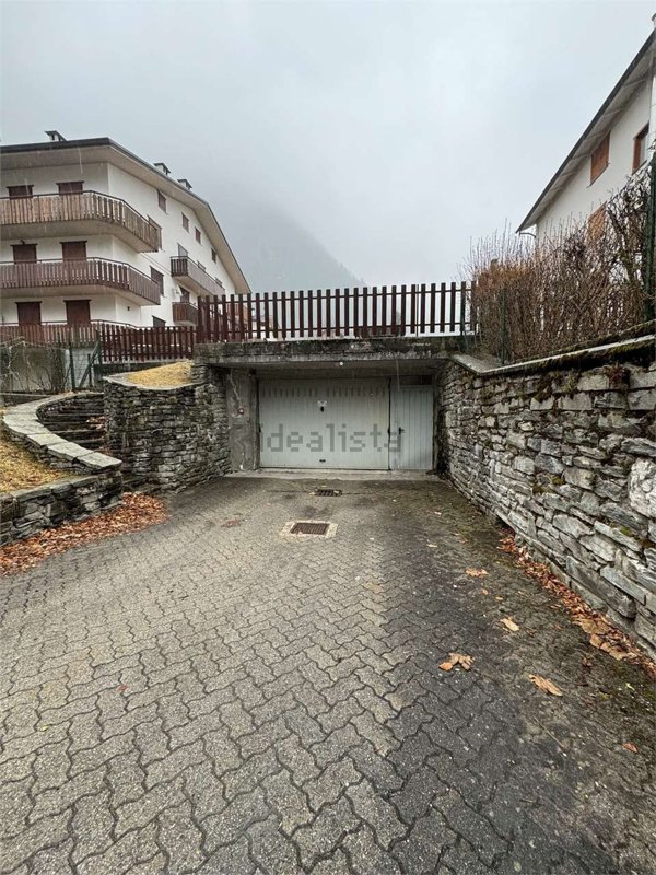 locale di sgombero in vendita a Campodolcino in zona Corti