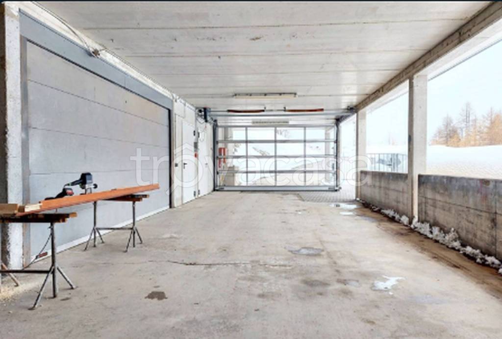 terreno edificabile in vendita a Campodolcino in zona Motta