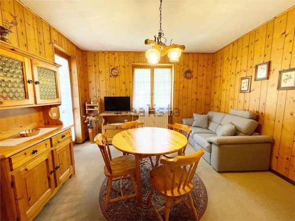 casa indipendente in vendita a Campodolcino