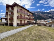 appartamento in vendita a Campodolcino in zona Corti