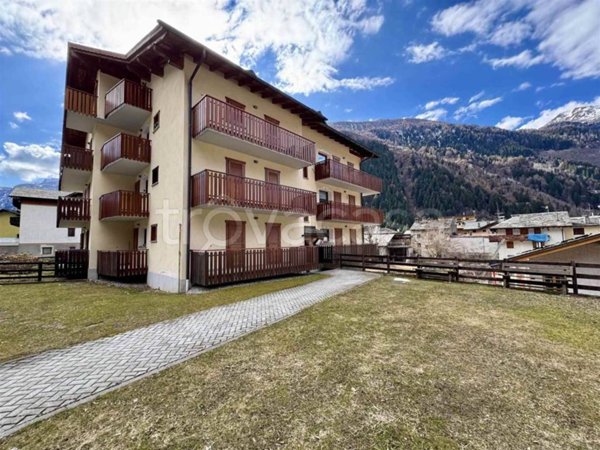 appartamento in vendita a Campodolcino in zona Corti