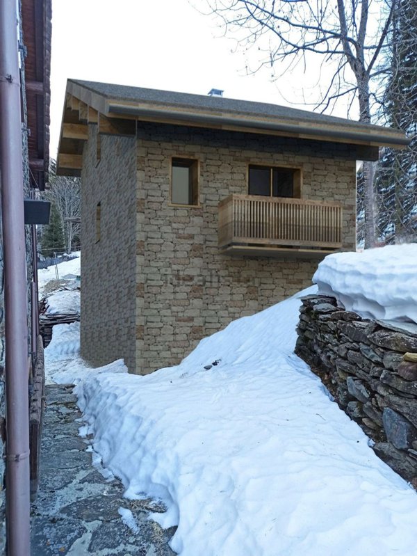 appartamento in vendita a Campodolcino in zona Fraciscio