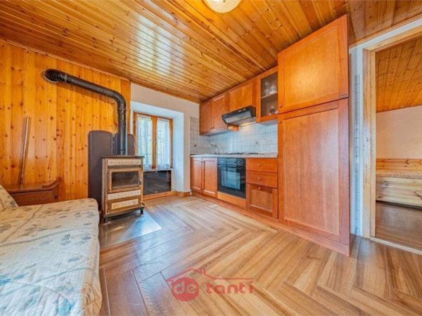 appartamento in vendita a Campodolcino in zona Prestone