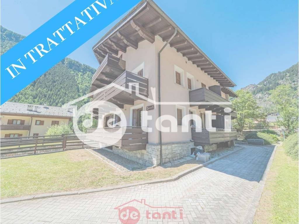 appartamento in vendita a Campodolcino in zona Pietra