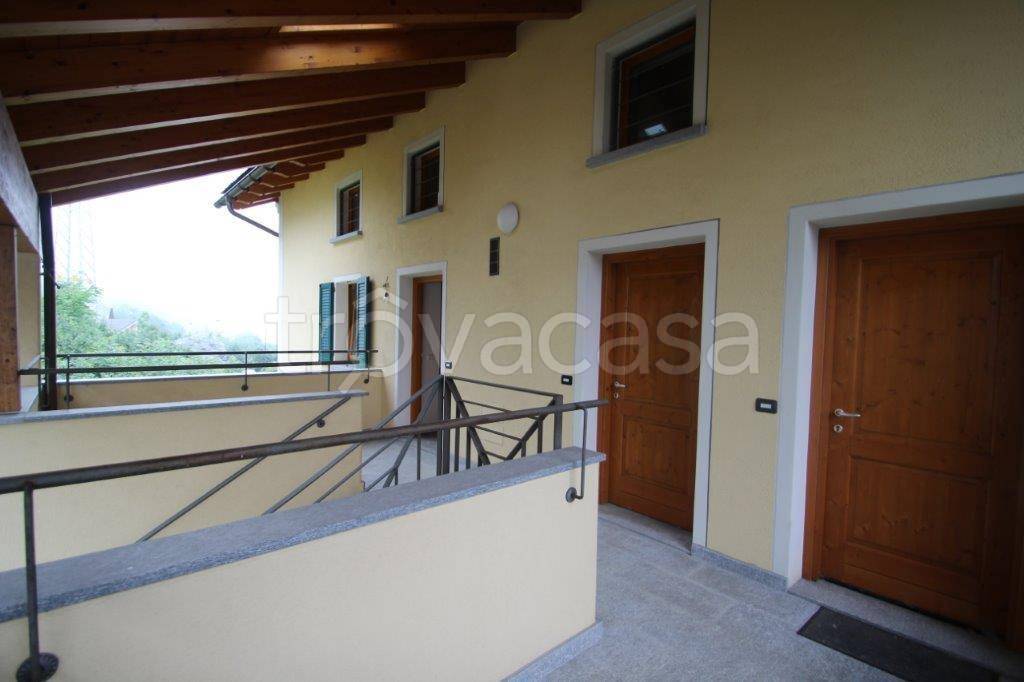 appartamento in vendita a Campodolcino in zona Prestone