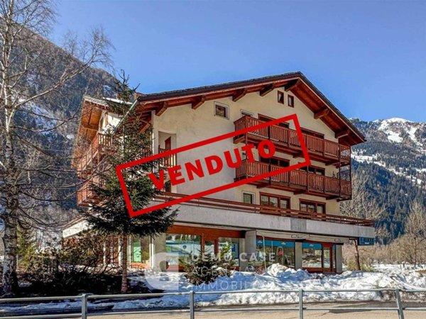 appartamento in vendita a Campodolcino in zona Corti