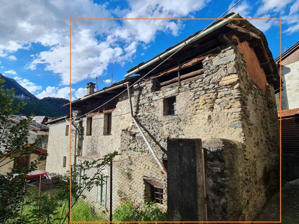 casa indipendente in vendita a Caspoggio