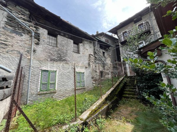 casa indipendente in vendita a Caspoggio