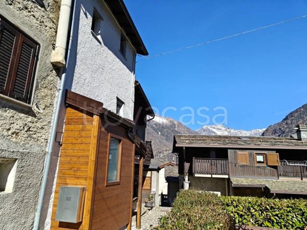 casa indipendente in vendita a Caspoggio