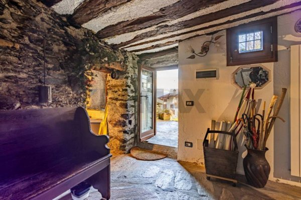 casa indipendente in vendita a Caspoggio