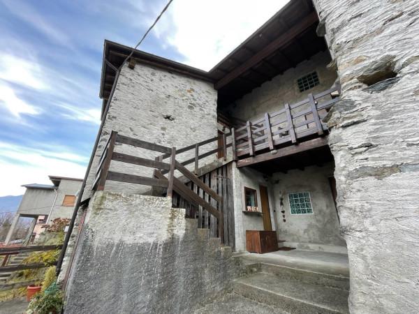 appartamento in vendita a Castello dell'Acqua