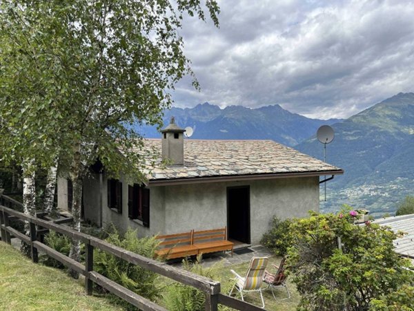 casa indipendente in vendita a Castello dell'Acqua