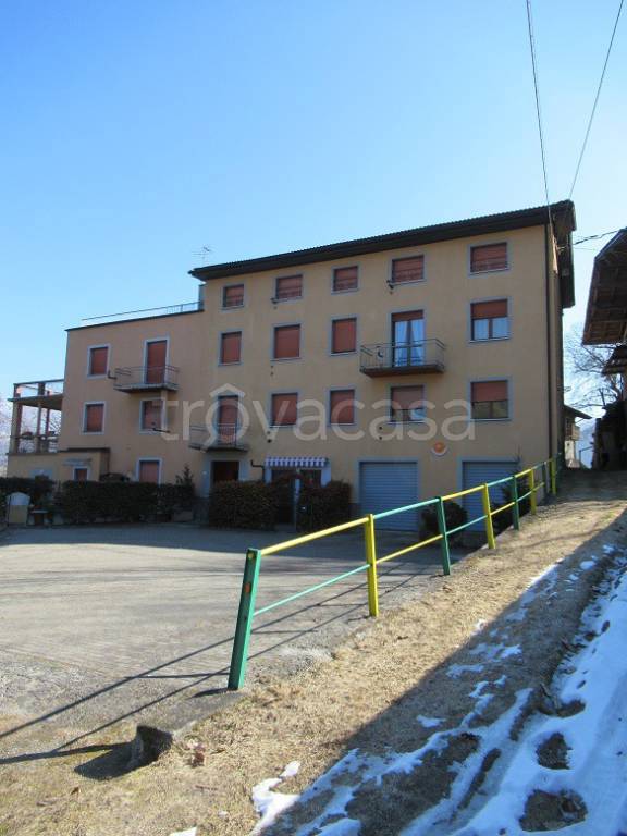 appartamento in vendita a Castello dell'Acqua