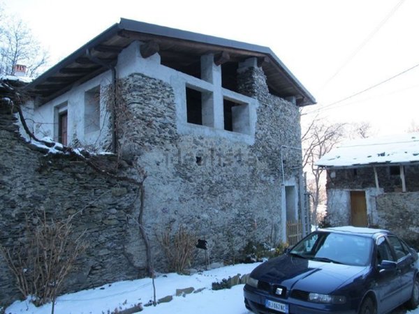 appartamento in vendita a Castello dell'Acqua