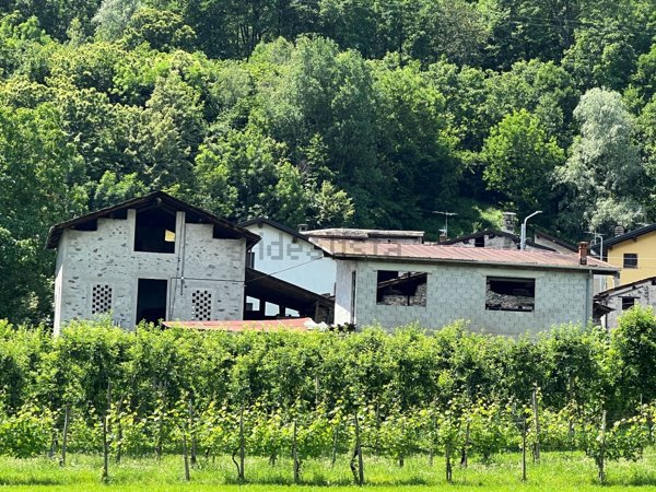 villa in vendita a Castello dell'Acqua