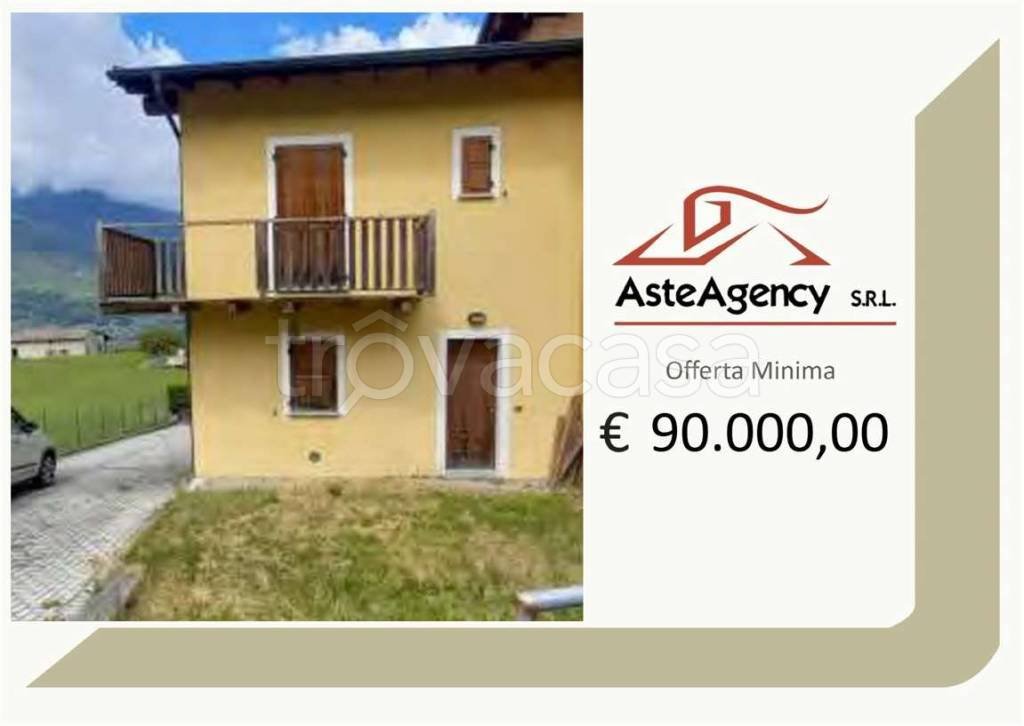 casa indipendente in vendita a Castello dell'Acqua