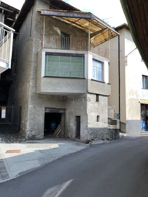casa indipendente in vendita a Castione Andevenno
