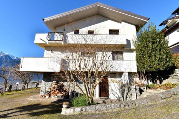 casa indipendente in vendita a Castione Andevenno