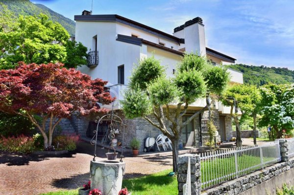 casa indipendente in vendita a Castione Andevenno