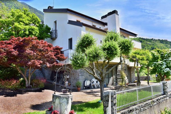 casa indipendente in vendita a Castione Andevenno