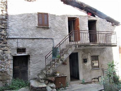 casa indipendente in vendita a Castione Andevenno
