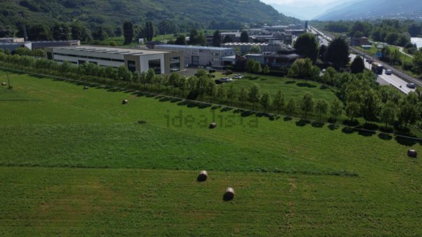 capannone in vendita a Castione Andevenno