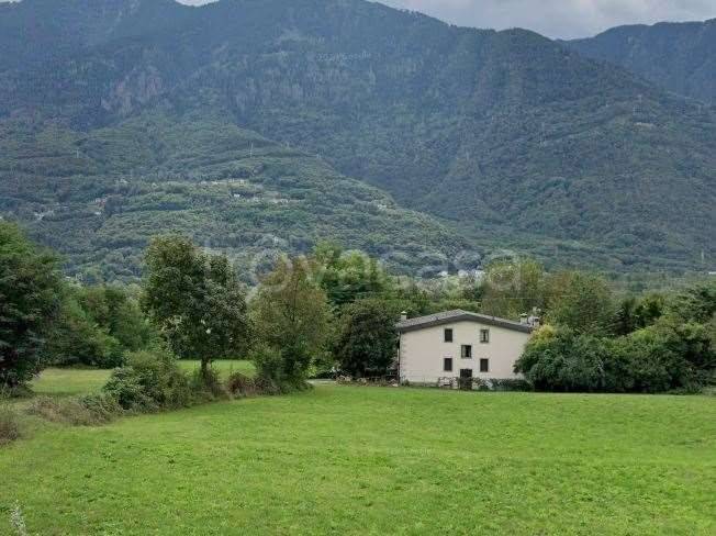 appartamento in vendita a Castione Andevenno